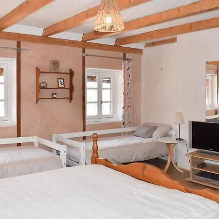 Ferienhaus La Rouge, Maison De Village Avec Terrasse *